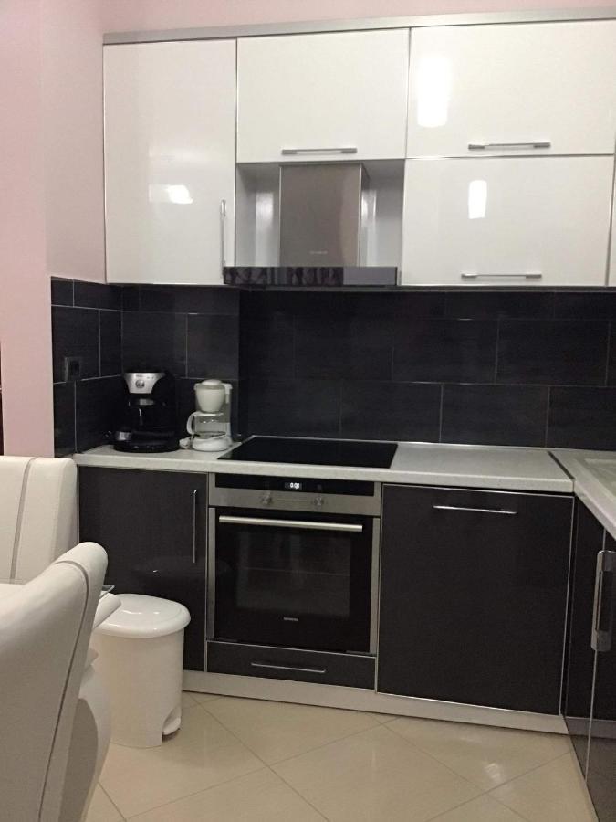 Orfeas Central Apartment Fier Eksteriør billede